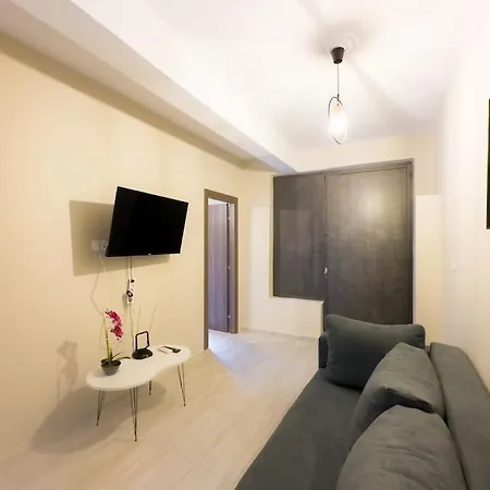 Modern Comfort Near Centre Athens